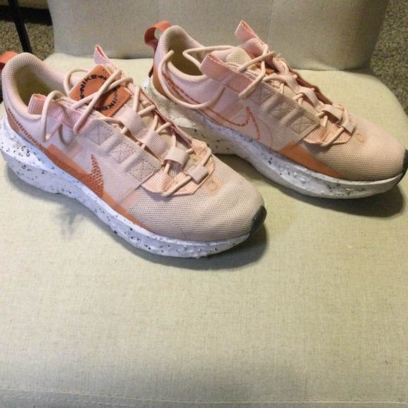 Shoes - Nike Sneakers